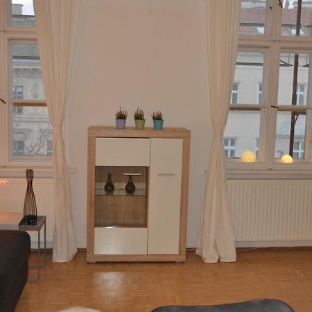 Wunderschone Altbauwohnung In Zentraler Lage Wien Eksteriør billede